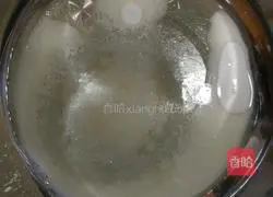 Grape Banana Muffin Recipe Illustration 2