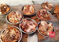 Illustration of hometown braised pork 5