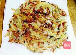 Illustration of how to make bacon and potato pancakes 4