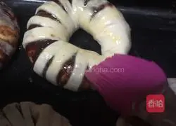 Illustration of making bean paste bread 13