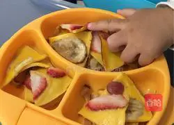 Baby Fruit Pizza Recipe Illustration 11