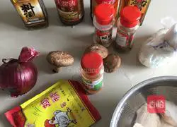 Illustration of how to braise chicken wings in rice cooker 2