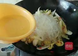 Illustration of how to make vermicelli baby vegetables 8