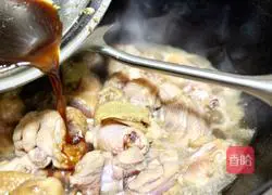 Illustration of how to make braised chicken and rice 7