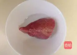 Lean meat stuffed with green peppers Practice illustration 1