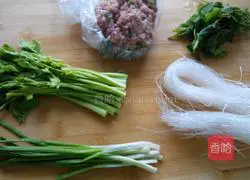 Illustration of how to make kimchi garden soup 4