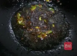 Illustration of how to make beef in oyster sauce 9