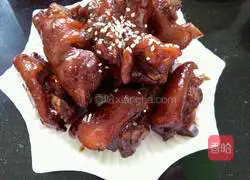 Illustration of Braised Pork Claws 12