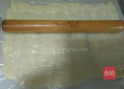 Illustration of how to make donkey roll in coconut 5