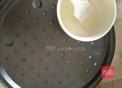 Illustration of how to make homemade pizza 6