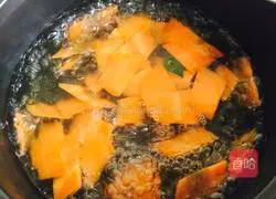 Illustration of how to make Mushu Pork 2