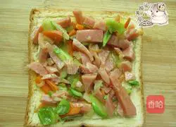 Illustration of how to make bread-based pizza 7