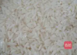 Illustration of how to make glutinous rice and pearl balls 1