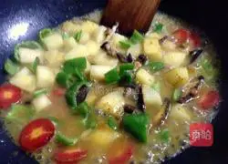 Illustration of how to make vegetarian curry fried noodles 7