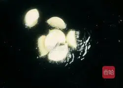 Illustration of braised spring bamboo shoots in oil 6