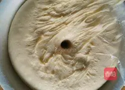 Illustration of how to make braided bread 7