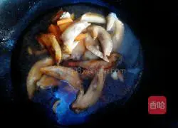 Illustration of how to make braised chicken wings 5