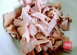 Illustration of how to make spicy beef intestines 3