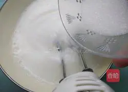 Gold Pillow Cake Recipe Illustration 16