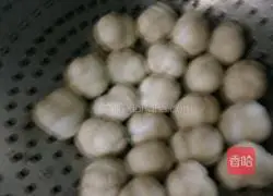 Illustration of how to stir-fry glutinous rice balls with pickled vegetables 4