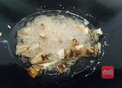 Illustration of how to make fish with distiller's grains 2