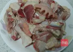 Illustration of braised chicken nuggets in sauce 2