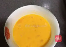 Illustration of how to make fried rice noodles with chopped pepper 1