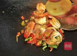 Thai Lemon Garlic Pepper Shrimp Recipe Illustration 7