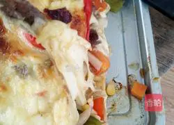 Illustration of how to make spicy grilled pizza 9