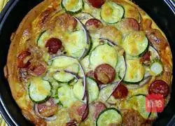 Illustration of how to make ham pizza (including crust) 12