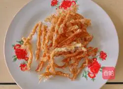 Illustration of how to make fried dumplings with silver sprouts 4