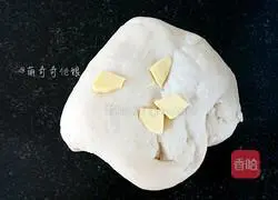 Illustration of how to make money buns 3