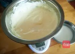 Blueberry Popped Coconut Sponge Cake Recipe Illustration 4