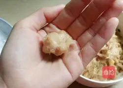 Illustration of how to make crystal radish meatballs 6