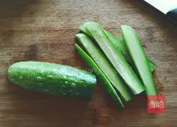 Illustration of how to make tuna kimbap 3