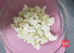 Illustration of how to make pan steamed bun pizza 10