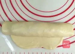 Illustration of how to make chive cheese bread 8