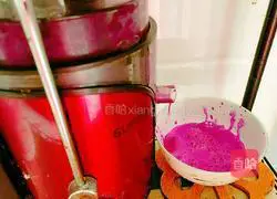 Illustration of how to make pear flowers 4