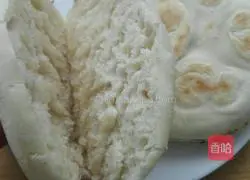 Illustration of how to make pork buns with cured sauce 13