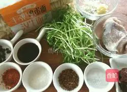 Illustration of how to make Sichuan spicy beef sauce (noodles) 1
