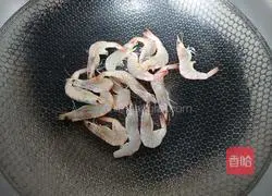 Thai Tom Yum Kung pot for one person (simple version) ) illustration 4