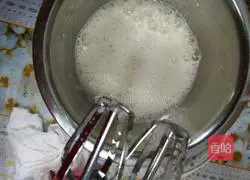 Illustration of how to make raisin cake rolls 6