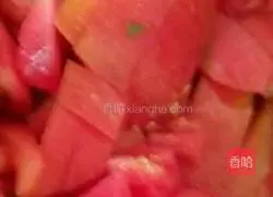 Illustration of how to make delicious knife-shaped noodles 1