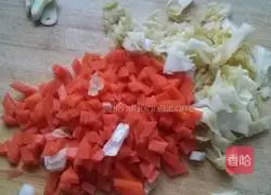 Illustration of how to make fried kimchi and shredded potatoes 1