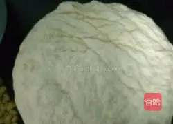 Illustration of how to make pan pizza 1