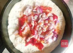 Seafood Pizza Recipe Illustration 5