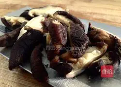 Illustration of how to make vegetarian curry fried noodles 2