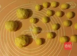 Illustration of how to make pattern jam bread 4