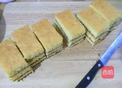 Illustration of how to make sponge layer cake 11