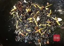 Illustration of how to make braised pork with plum vegetables 16